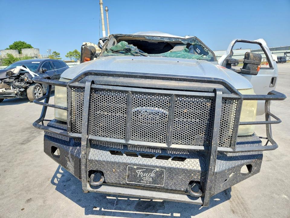 Снимка 5 от търг – 2011 FORD F350 с VIN 1FT7W3BT4BEC63491