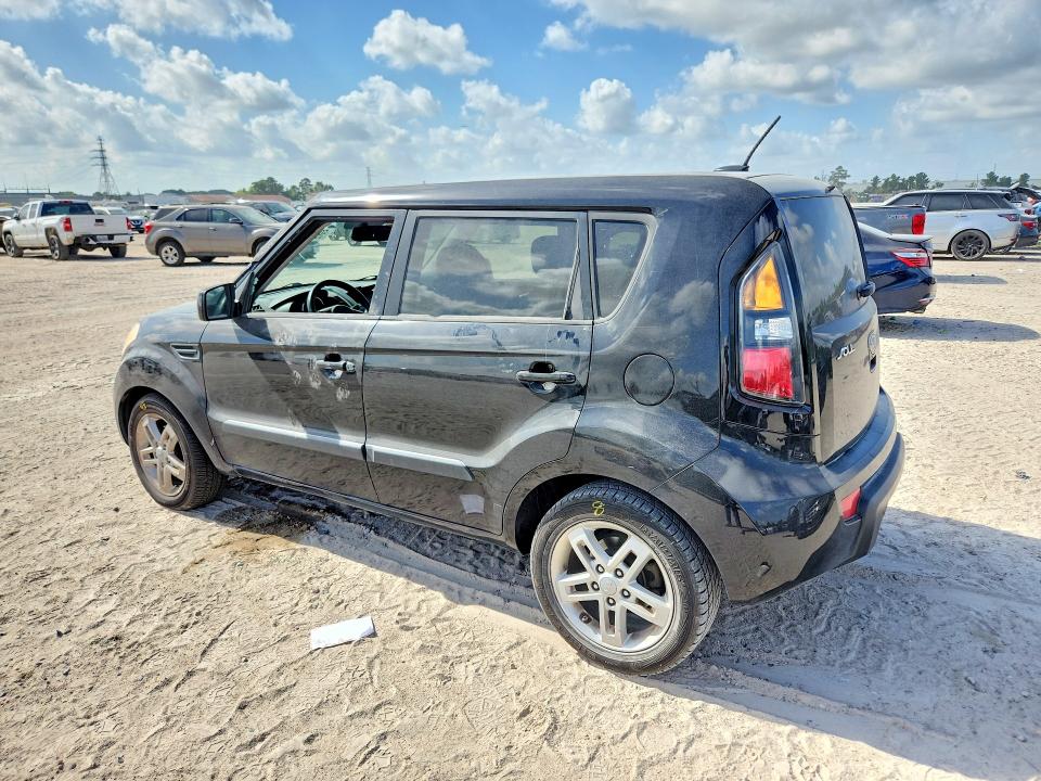Photo 2 from auction – 2011 KIA SOUL with VIN KNDJT2A21B7351078
