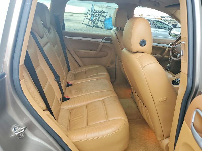 Photo 11 from auction – 2005 PORSCHE CAYENNE with VIN WP1AA29P25LA20669