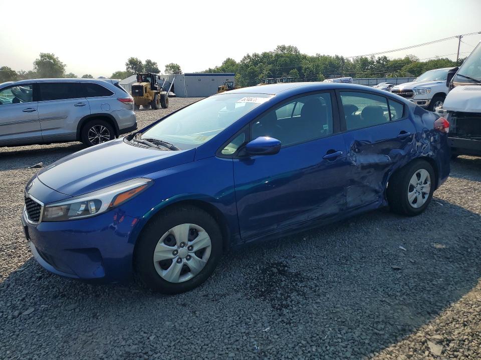 KIA FORTE 2017 с VIN 3KPFK4A79HE139117 - Фото с аукциона