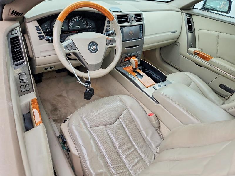 Photo 8 from auction – 2004 CADILLAC XLR with VIN 1G6YV34A245603181