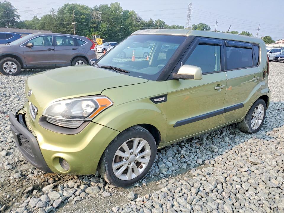 KIA SOUL 2013 z numerem VIN KNDJT2A57D7615286 - Zdjęcie z aukcji