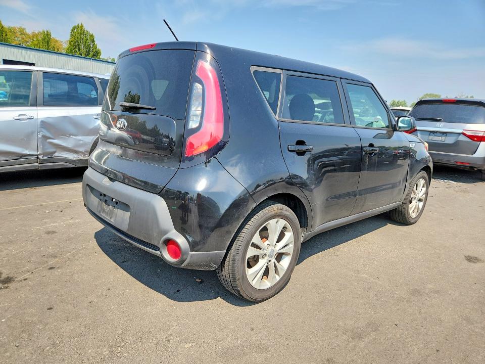 Photo 3 from auction – 2015 KIA SOUL with VIN KNDJP3A51F7114830