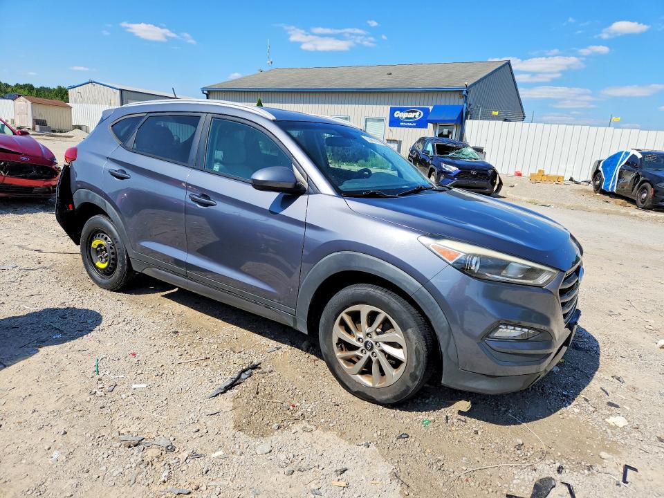 Photo 4 from auction – 2016 HYUNDAI TUCSON with VIN KM8J3CA41GU087954