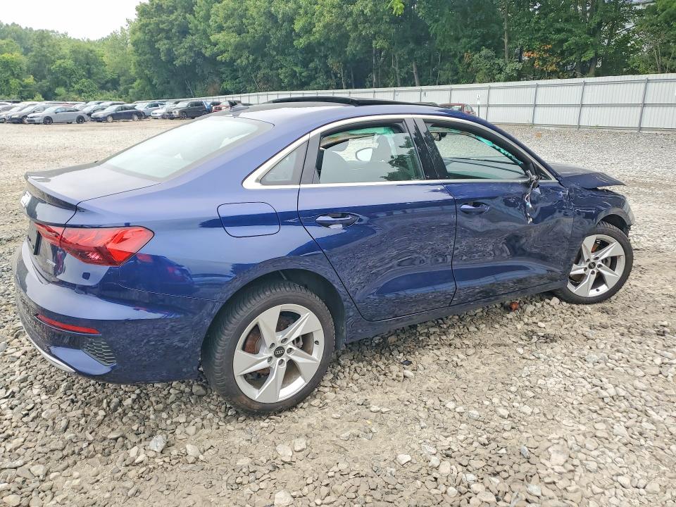 Photo 3 from auction – 2023 AUDI A3 with VIN WAUHUDGY5PA127760