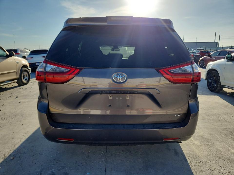 Photo 6 from auction – 2020 TOYOTA SIENNA with VIN 5TDKZ3DC8LS081092