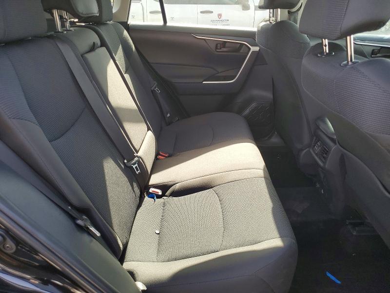 Photo 11 from auction – 2025 TOYOTA RAV4 with VIN 2T3H1RFV0SW374985