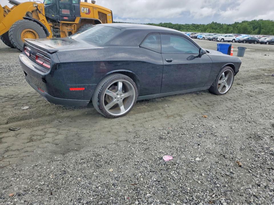 Photo 3 from auction – 2016 DODGE CHALLENGER with VIN 2C3CDZAG6GH354410