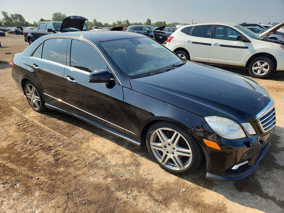 Photo 4 from auction – 2010 MERCEDES-BENZ E with VIN WDDHF8HB6AA100630
