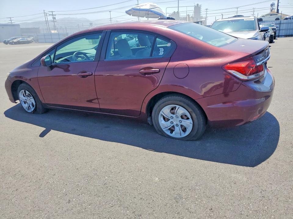 Photo 2 from auction – 2015 HONDA CIVIC with VIN 19XFB2F55FE706464