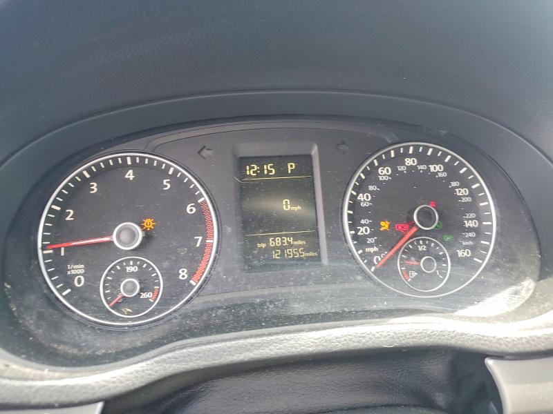 Photo 9 from auction – 2013 VOLKSWAGEN PASSAT with VIN 1VWAP7A38DC005658