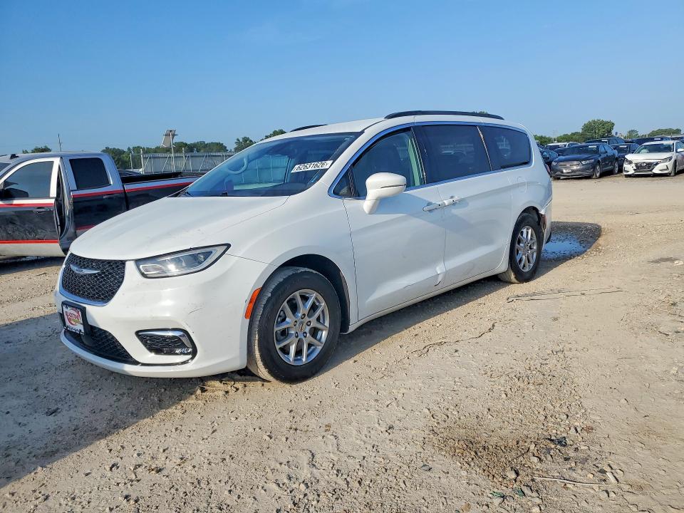 CHRYSLER PACIFICA 2022 مع رقم تعريف المركبة 2C4RC1BG1NR162005 - صورة من المزاد