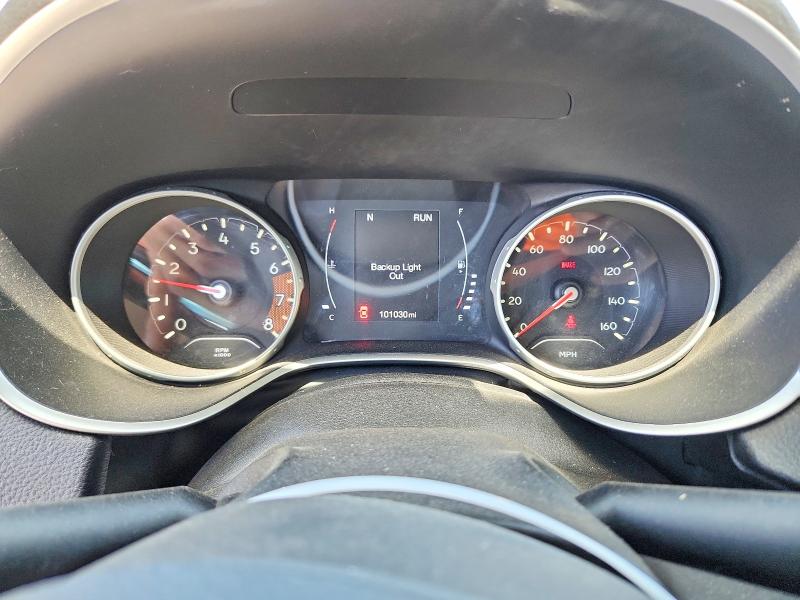 Photo 9 from auction – 2017 JEEP COMPASS with VIN 3C4NJDAB9HT647277