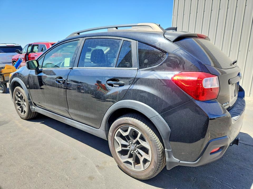 Photo 2 from auction – 2017 SUBARU CROSSTREK with VIN JF2GPANC2HH273264