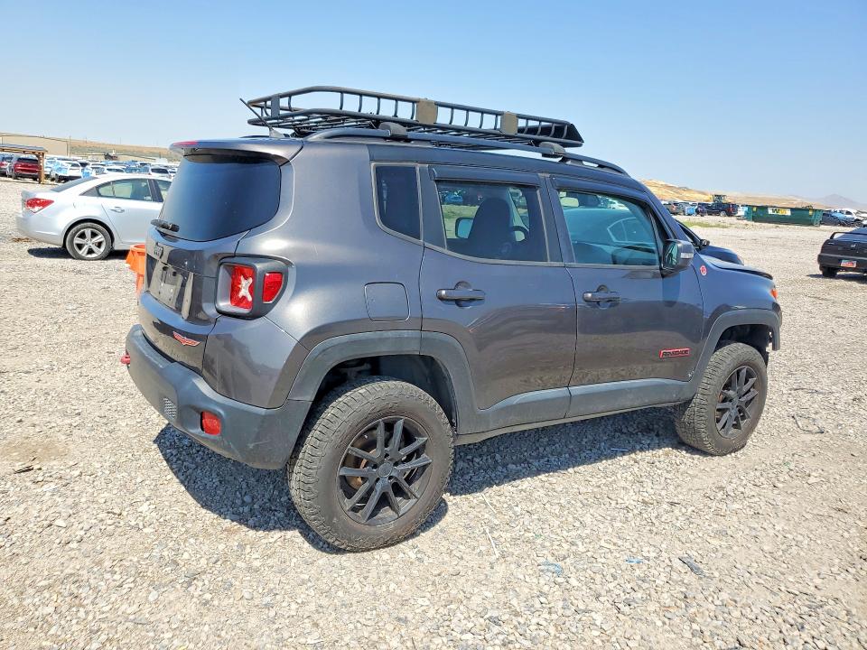 Photo 3 from auction – 2016 JEEP RENEGADE with VIN ZACCJBCT1GPD39110