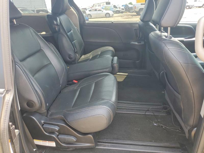 Photo 11 from auction – 2015 TOYOTA SIENNA with VIN 5TDXK3DC2FS536128