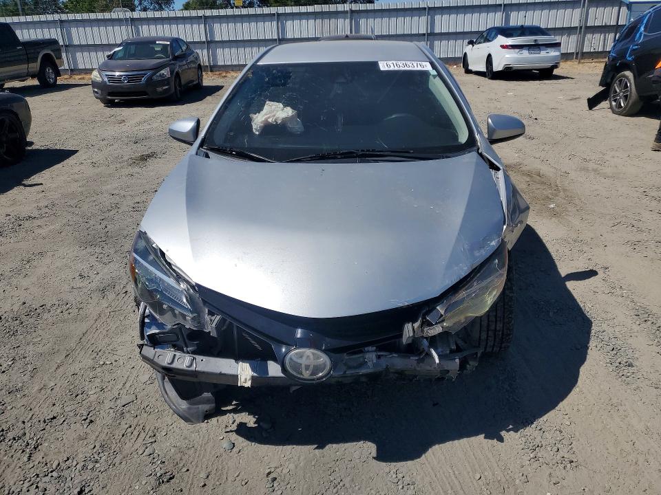 Photo 5 from auction – 2017 TOYOTA COROLLA with VIN 5YFBURHE3HP702400