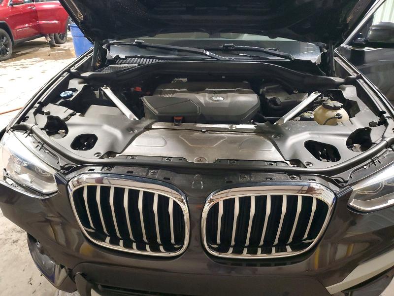 Photo 12 from auction – 2018 BMW X3 with VIN 5UXTR9C56JLC81446