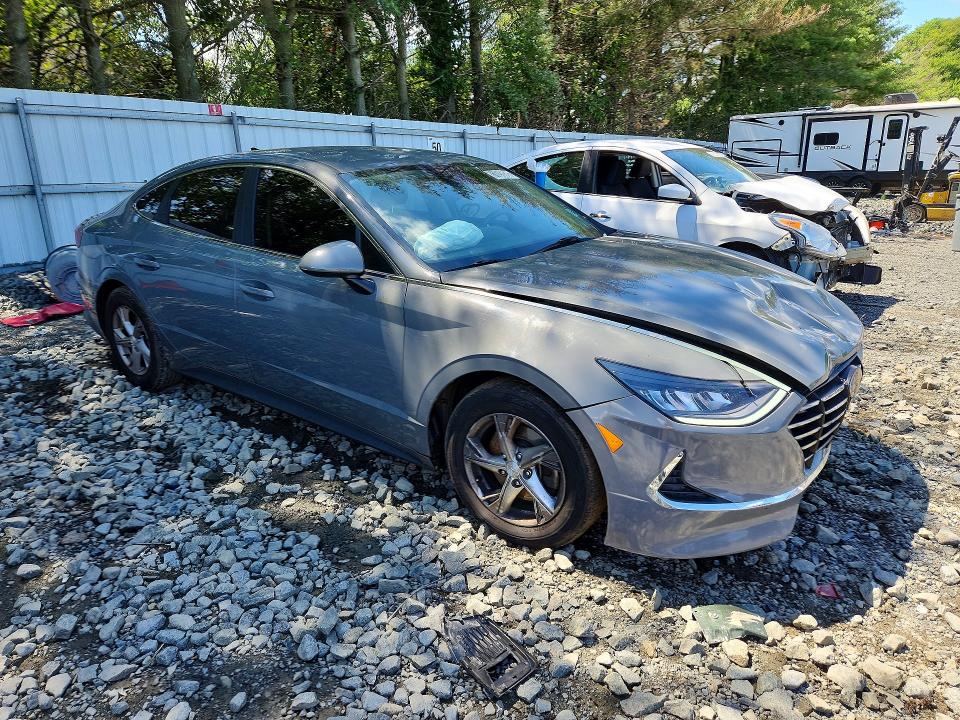 Photo 4 from auction – 2021 HYUNDAI SONATA with VIN 5NPEG4JAXMH073059