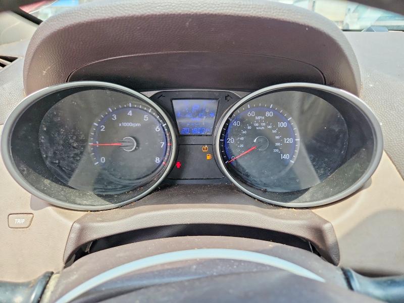 Photo 9 from auction – 2011 HYUNDAI TUCSON with VIN KM8JU3ACXBU256530