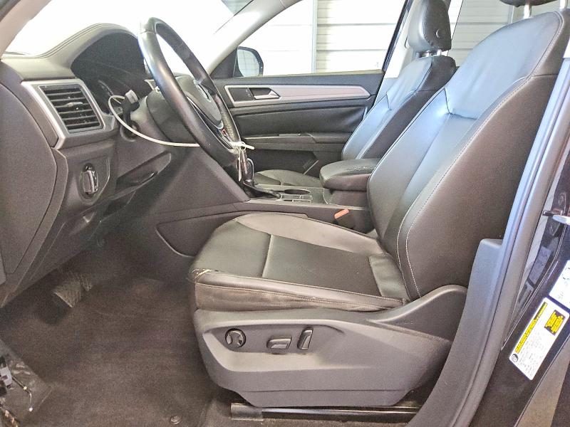 Photo 7 from auction – 2018 VOLKSWAGEN ATLAS with VIN 1V2CR2CA2JC535929