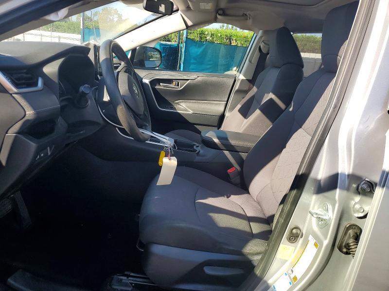 Photo 7 from auction – 2019 TOYOTA RAV4 with VIN JTMP1RFV7KD507296
