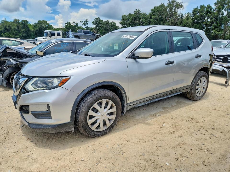NISSAN ROGUE 2017 with VIN 5N1AT2MV7HC783580 - Photo from auction