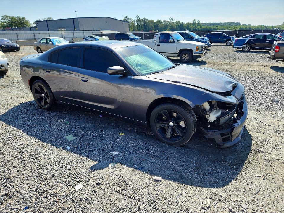 Photo 4 from auction – 2015 DODGE CHARGER with VIN 2C3CDXJG1FH884352