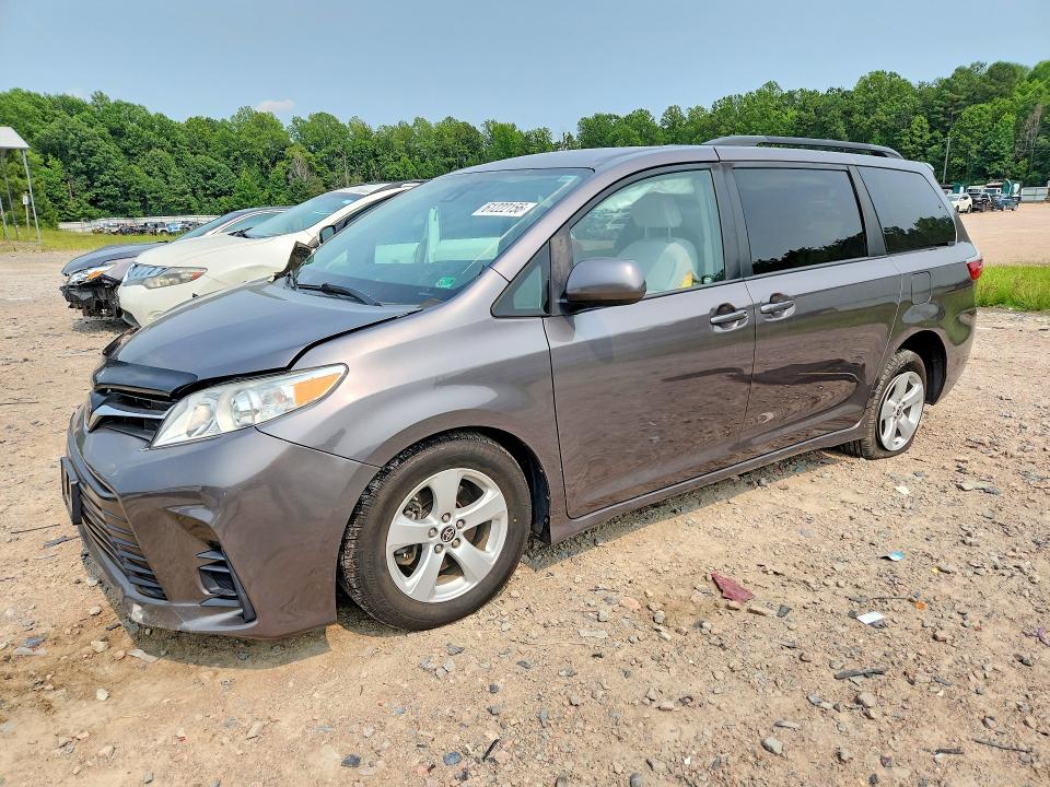 TOYOTA SIENNA 2020 with VIN 5TDKZ3DC7LS073078 - Photo from auction
