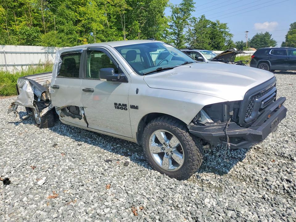 Photo 4 from auction – 2016 RAM 1500 with VIN 3C6RR7LT4GG233288
