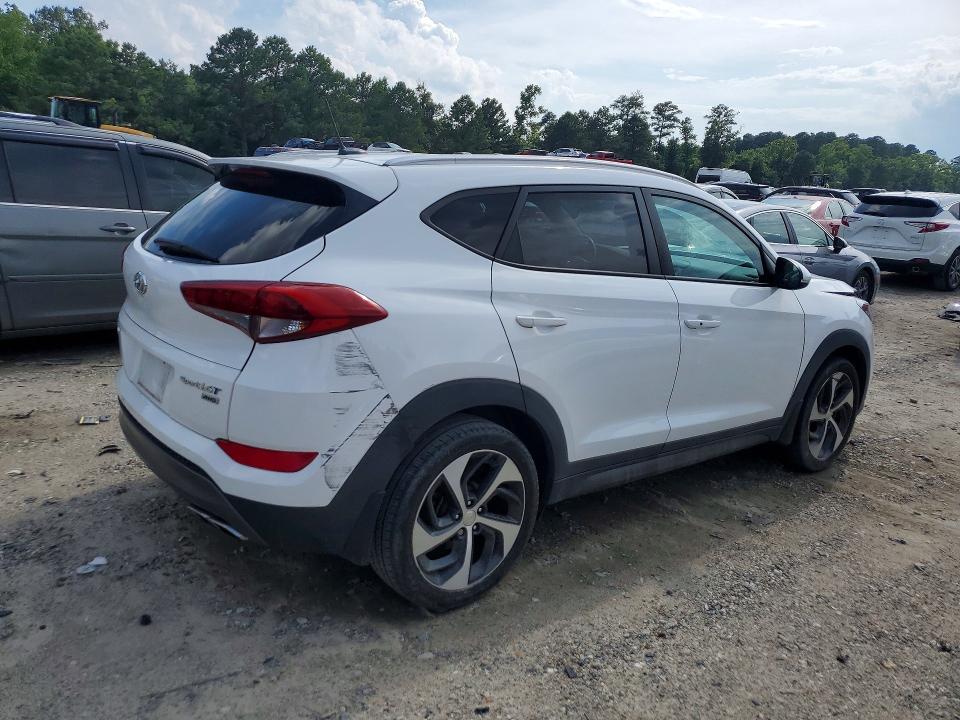 Photo 3 from auction – 2016 HYUNDAI TUCSON with VIN KM8J3CA28GU073631