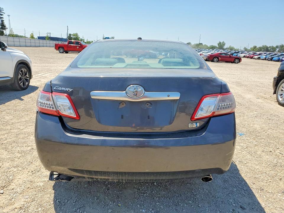Photo 6 from auction – 2011 TOYOTA CAMRY with VIN 4T1BB3EK1BU138653