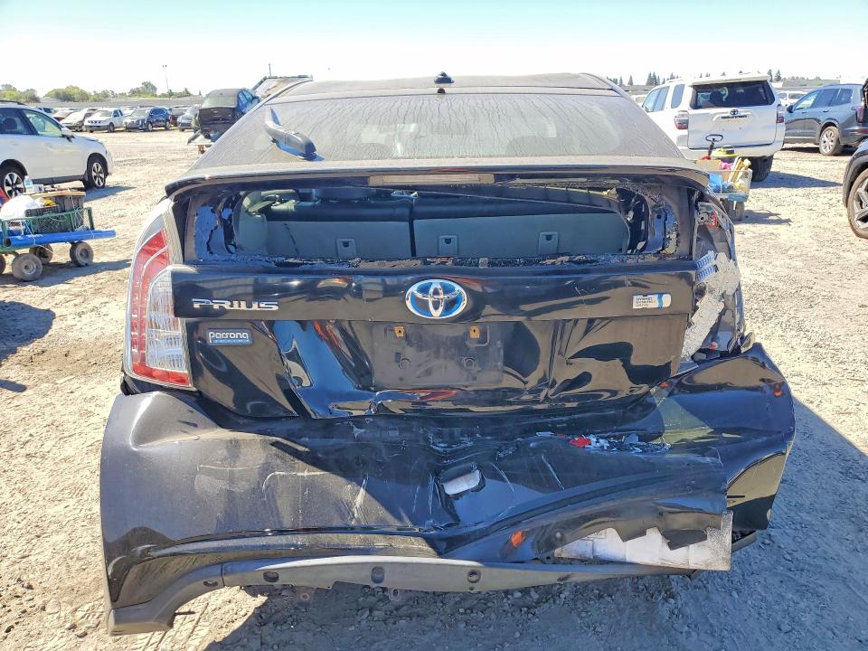 Photo 6 from auction – 2013 TOYOTA PRIUS with VIN JTDKN3DU7D1655989