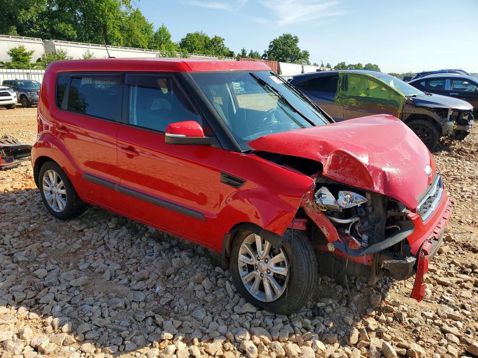 Photo 4 from auction – 2013 KIA SOUL with VIN KNDJT2A61D7590345