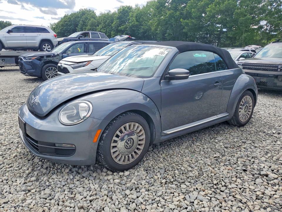 VOLKSWAGEN BEETLE 2014 with VIN 3VW5P7AT7EM802744 - Photo from auction