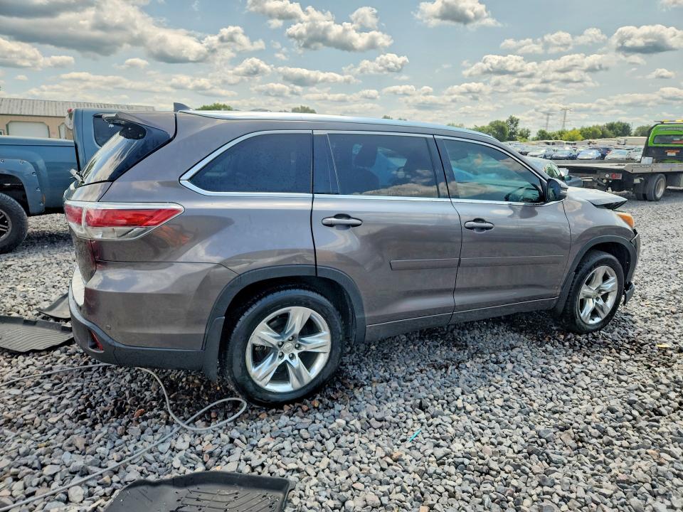 Photo 3 from auction – 2014 TOYOTA HIGHLANDER with VIN 5TDDKRFH2ES006867