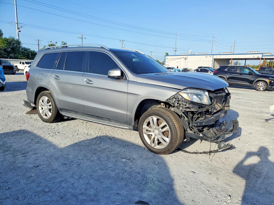 Photo 4 from auction – 2017 MERCEDES-BENZ GLS with VIN 4JGDF6EE5HA780649