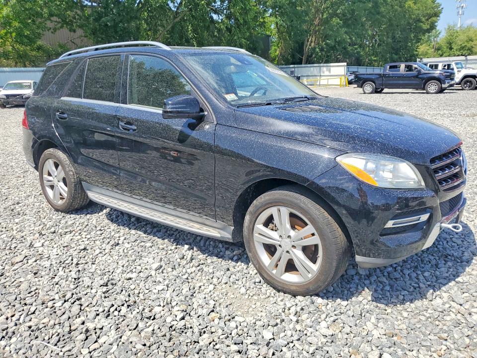 Photo 4 from auction – 2014 MERCEDES-BENZ ML with VIN 4JGDA5HB4EA362184