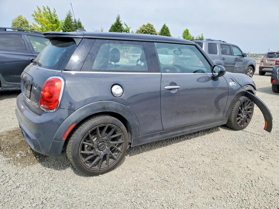 Photo 3 from auction – 2014 MINI COOPER with VIN WMWXM7C5XET986594