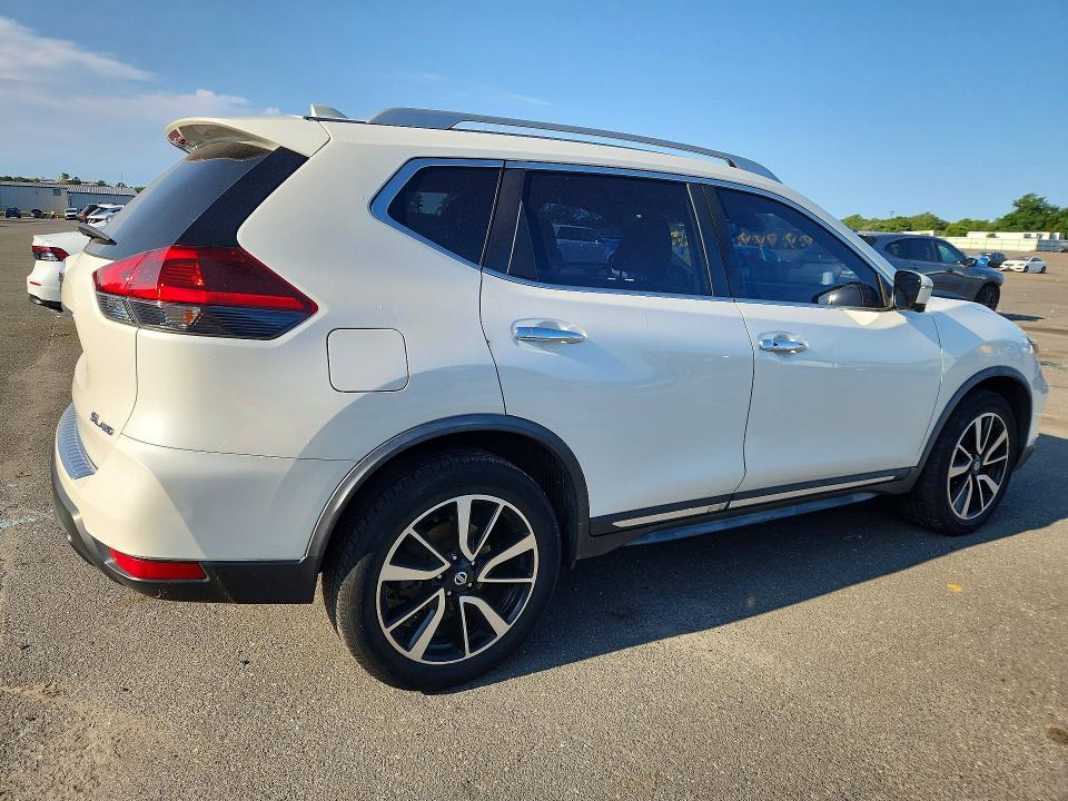 Photo 3 from auction – 2018 NISSAN ROGUE with VIN JN8AT2MV8JW323504