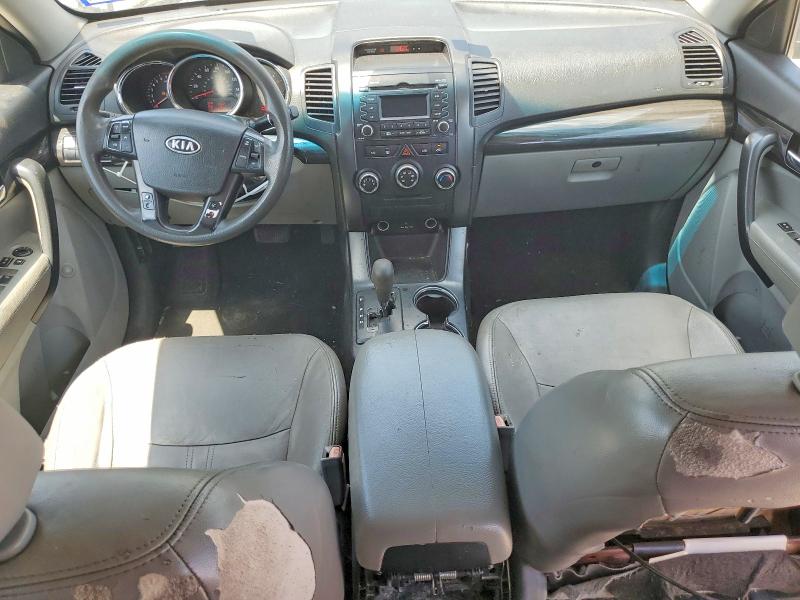 Снимка 8 от търг – 2013 KIA SORENTO с VIN 5XYKT4A16DG350246