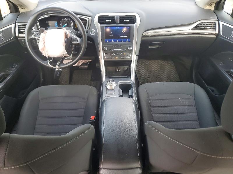 Photo 8 from auction – 2020 FORD FUSION with VIN 3FA6P0HD7LR185753