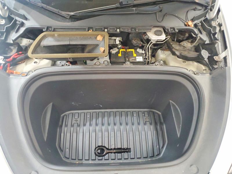 Photo 11 from auction – 2021 TESLA MODEL Y with VIN 5YJYGDEEXMF180914