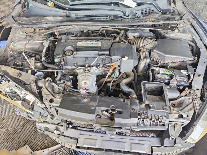 Photo 11 from auction – 2013 HONDA ACCORD with VIN 1HGCR2F86DA082913