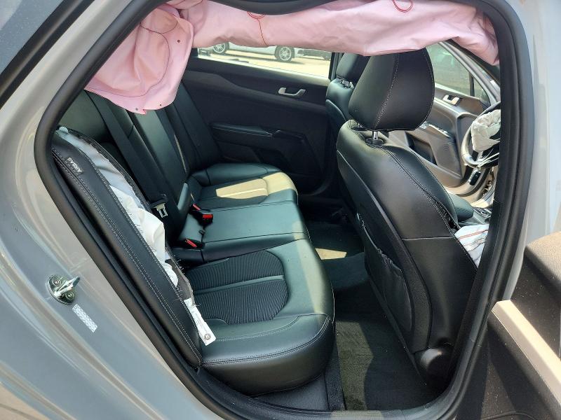 Photo 10 from auction – 2021 KIA K5 with VIN 5XXG64J28MG044157