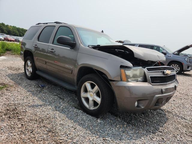 Photo 4 from auction – 2011 CHEVROLET TAHOE with VIN 1GNSCBE05BR382049