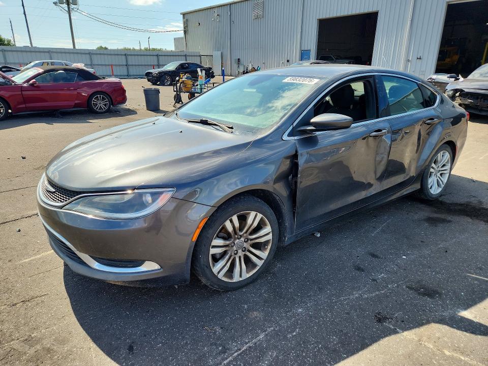 CHRYSLER 200 2015 with VIN 1C3CCCAB4FN558875 - Photo from auction