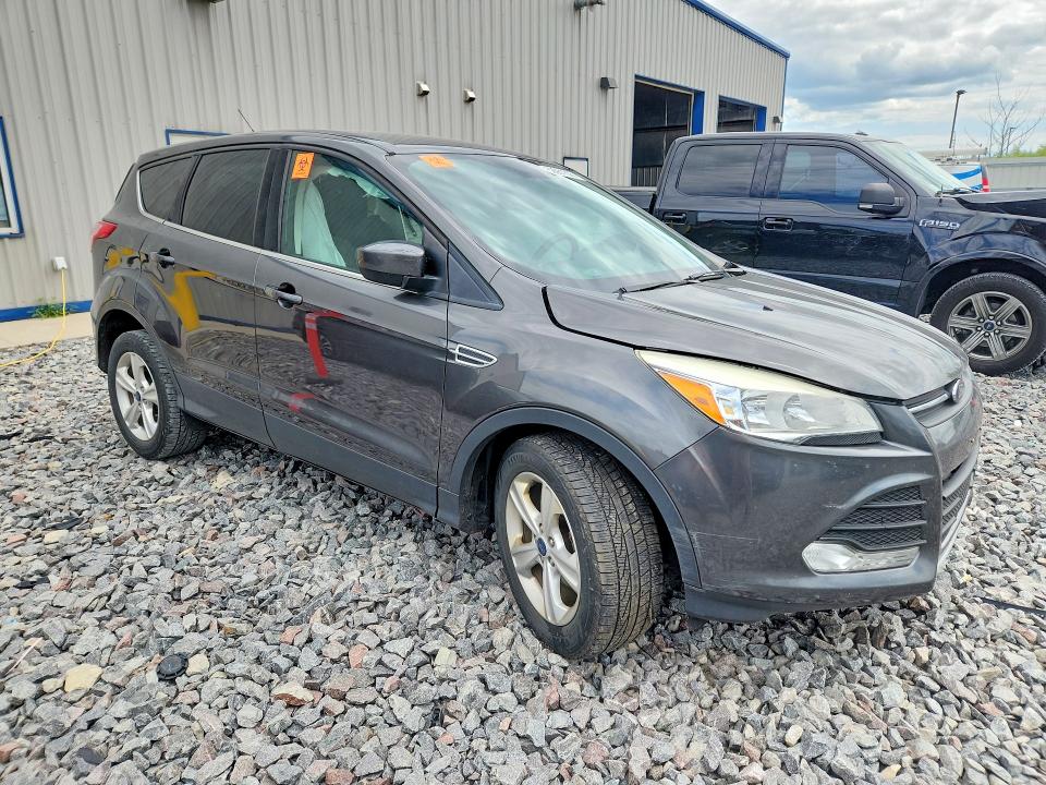Photo 4 from auction – 2016 FORD ESCAPE with VIN 1FMCU0G77GUA77001