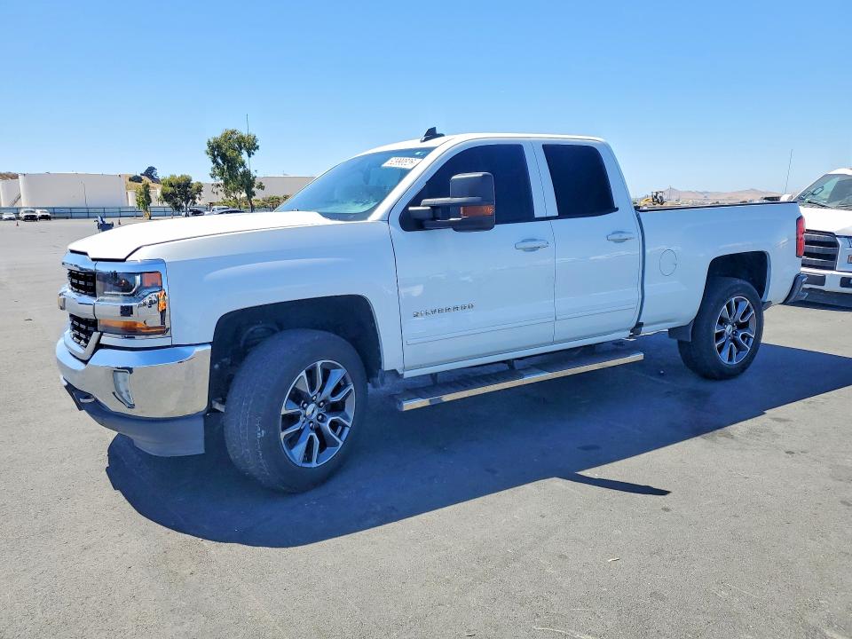 CHEVROLET SILVERADO 2017 with VIN 1GCRCREC9HZ192838 - Photo from auction