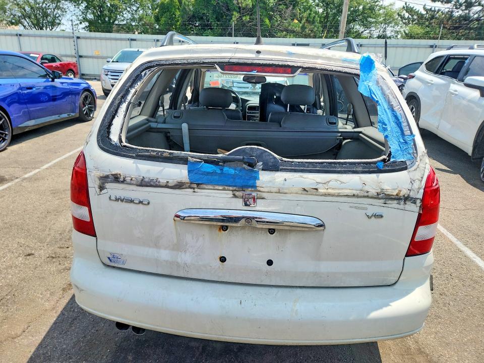 Снимка 6 от търг – 2003 SATURN LW300 с VIN 1G8JW84R93Y569732